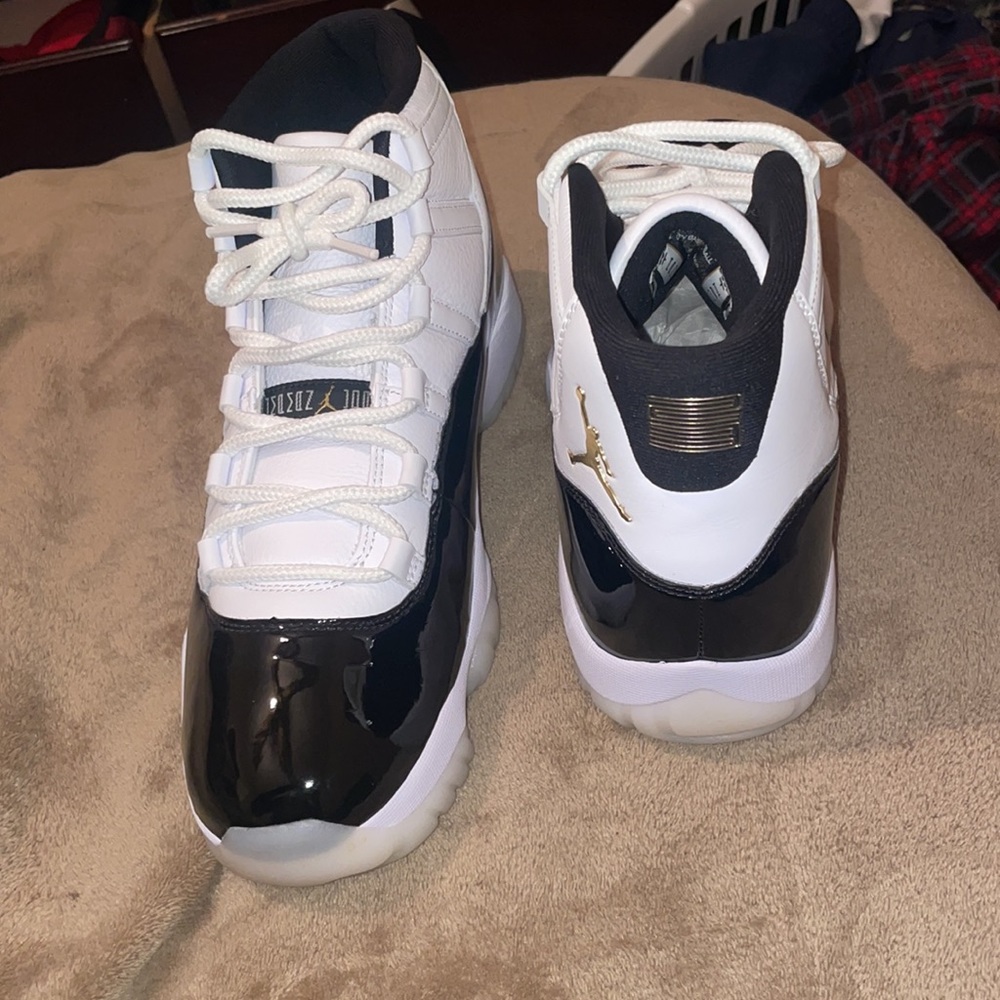 Jordan 11 - Picture 4 of 4
